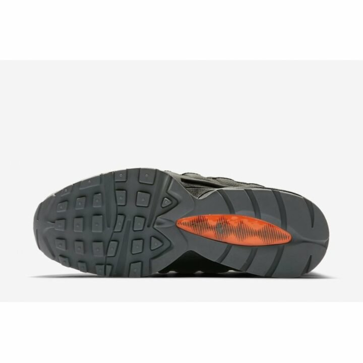 Nike Air Max 95 SE BG fekete utcai cipő
