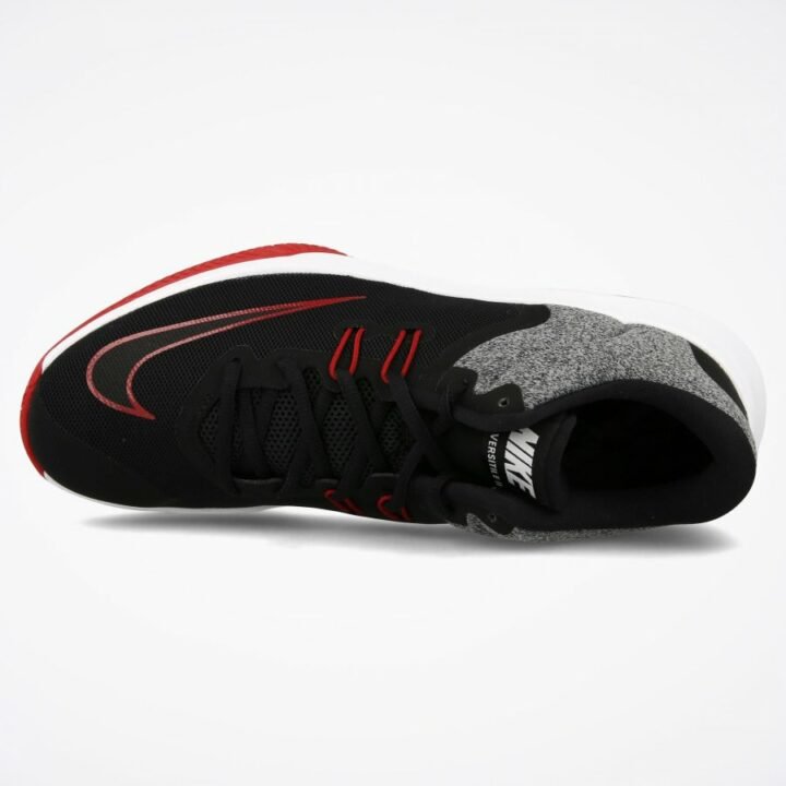 Nike Air Versitile fekete férfi sportcipő