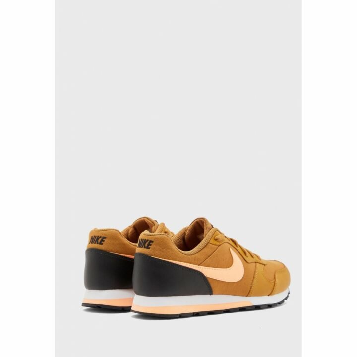 Nike MD Runner 2 barna utcai cipő