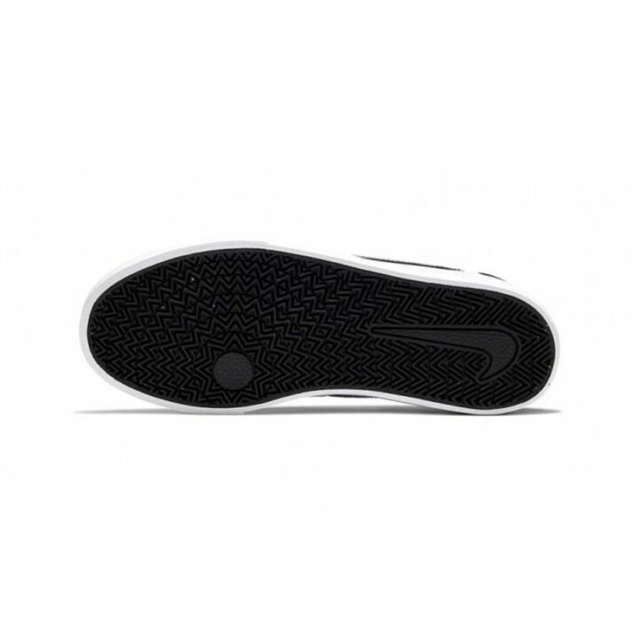 Nike SB Charge Canvas GS fekete férfi utcai cipő