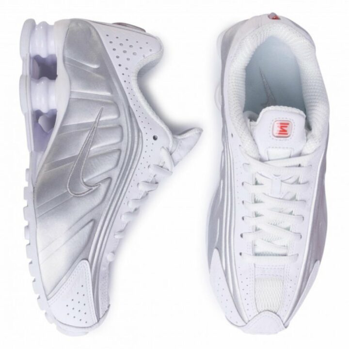 Nike Shox R4 fehér utcai cipő