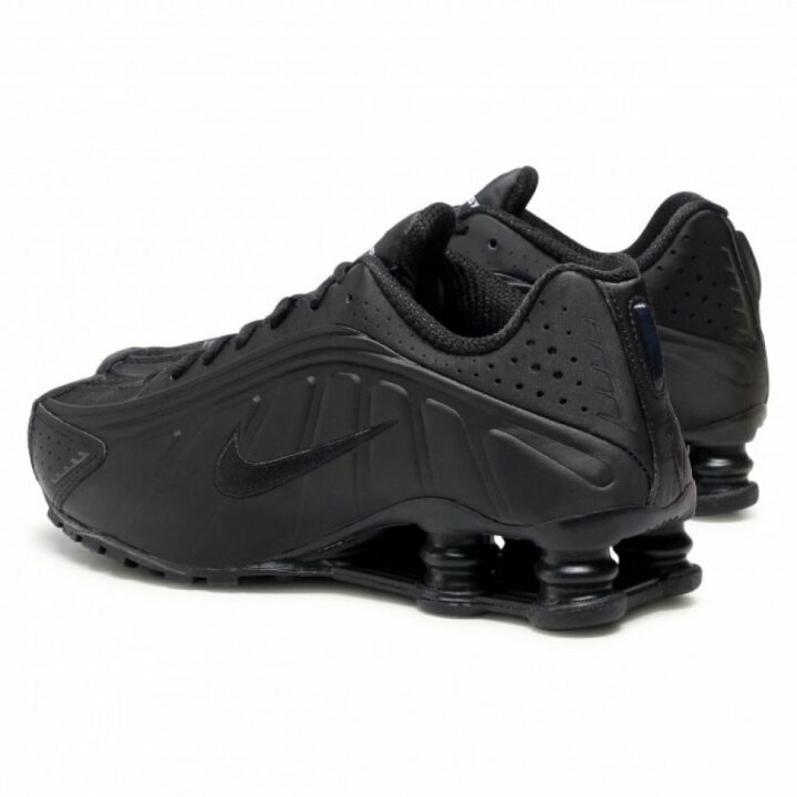 Nike Shox R4 fekete férfi utcai cipő
