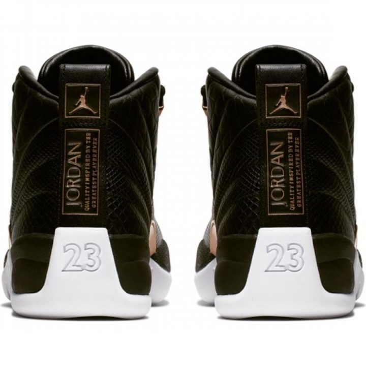 Jordan 12 RETRO fekete női utcai cipő