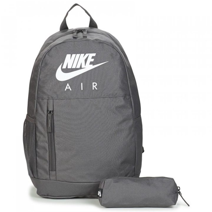 Nike Elemental fekete táska