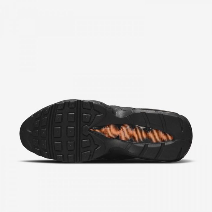 Nike Air Max 95 ESS fekete férfi utcai cipő