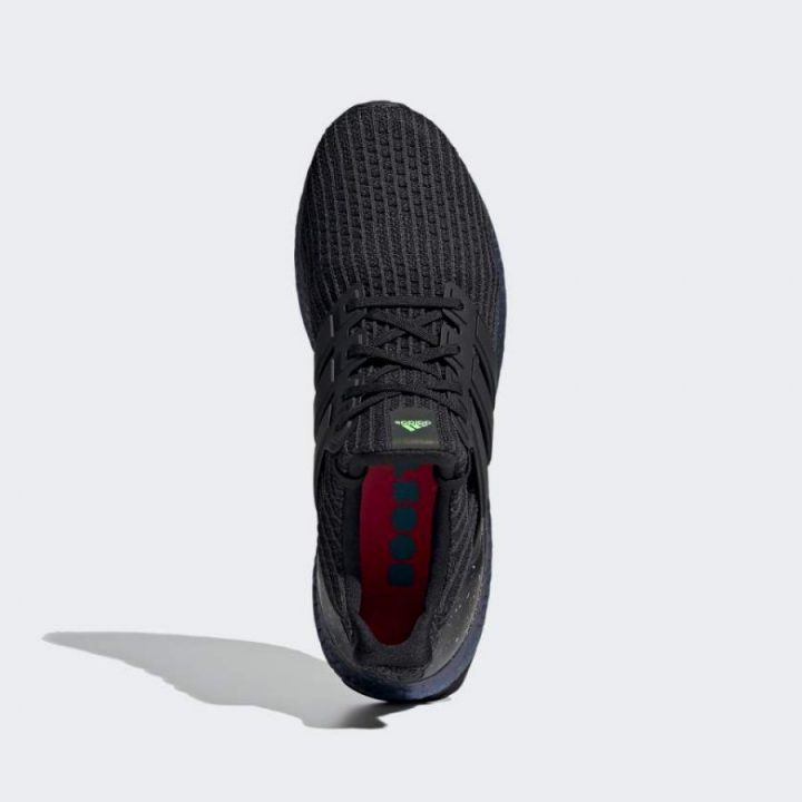 Adidas UltraBoost fekete futócipő
