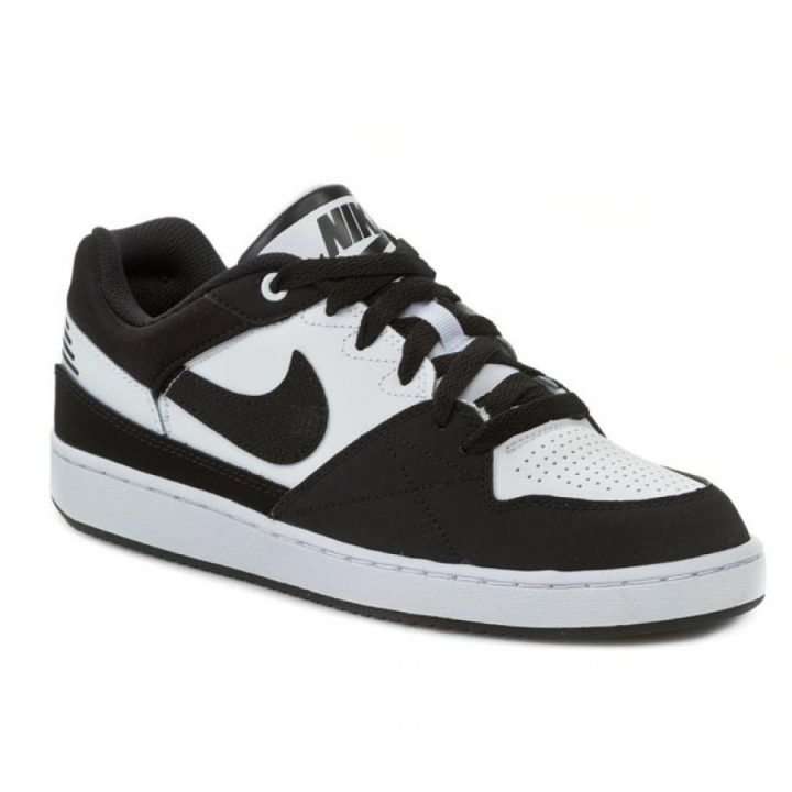 Nike Priority LOW fekete férfi utcai cipő
