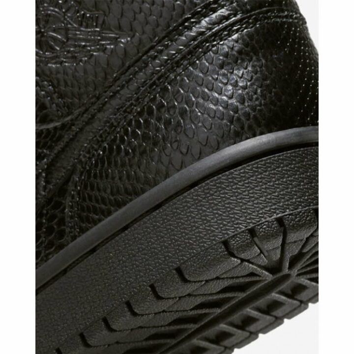 Air Jordan 1 MID fekete utcai cipő