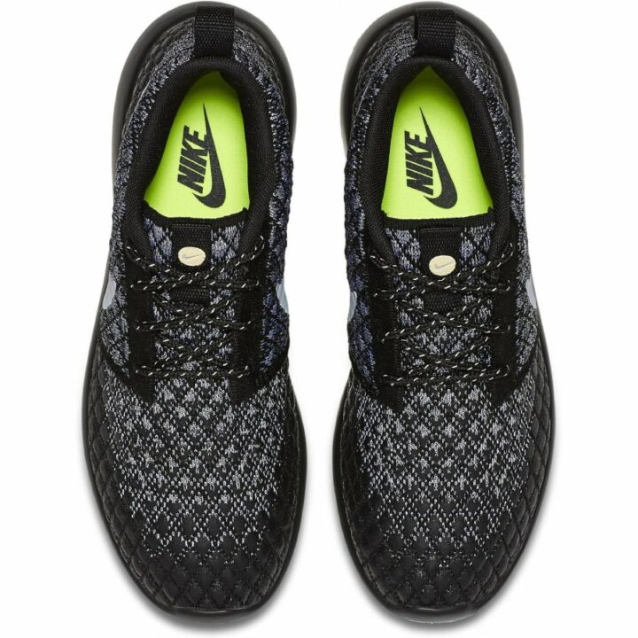 Nike Roshe TWO Flyknit fekete utcai cipő