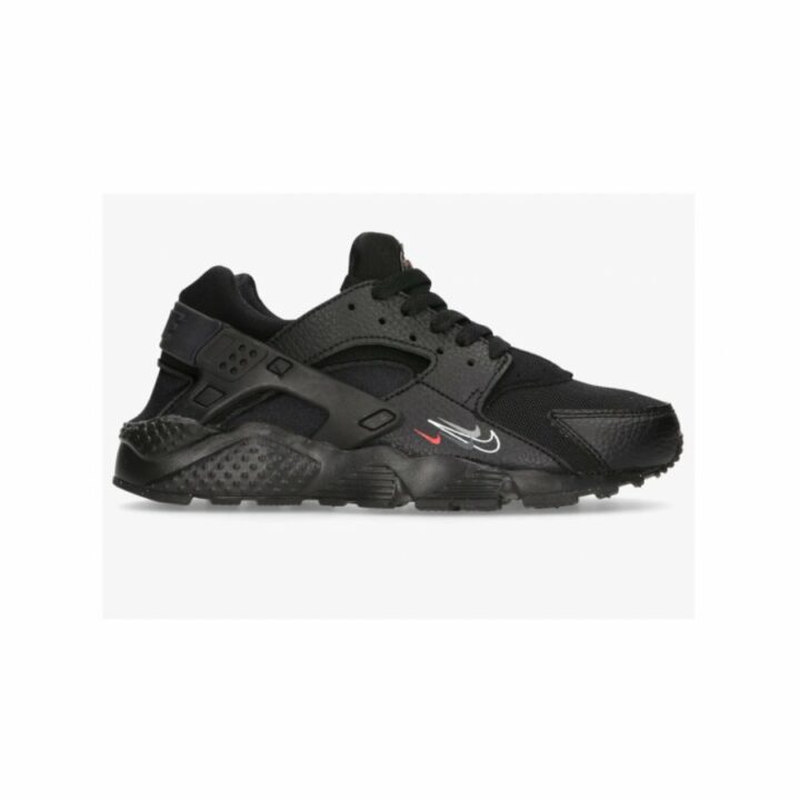 Nike Huaranche RUN WD fekete utcai cipő