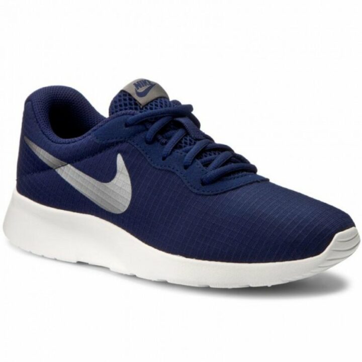 Nike Tanjun SE kék utcai cipő