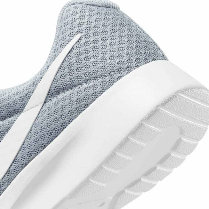 Nike Tanjun szürke női utcai cipő