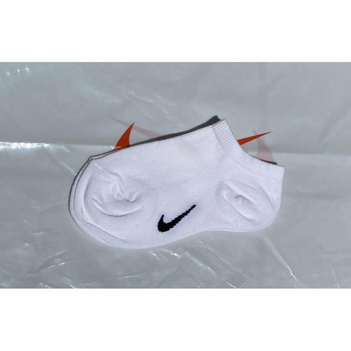 Nike 1 pár fehér zokni
