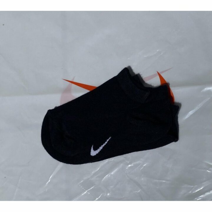 Nike 1 pár fekete zokni