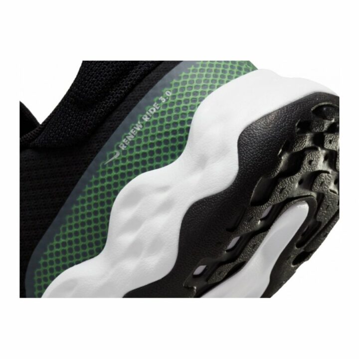 Nike Renew Ride 3 fekete férfi utcai cipő