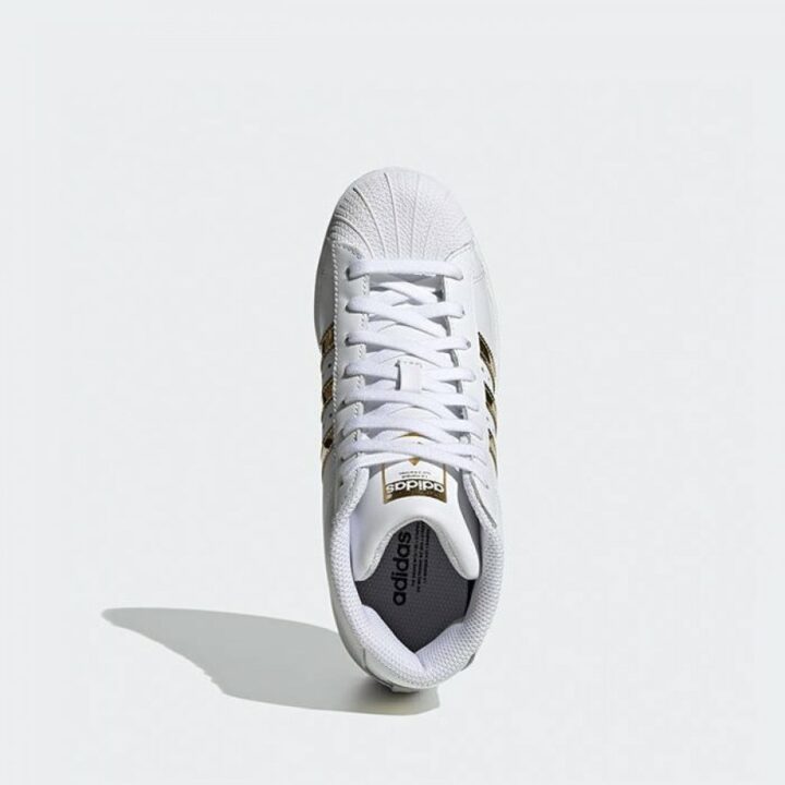 Adidas Superstar UP  fehér utcai cipő