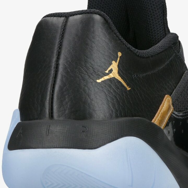 Jordan 11 CMFT LOW fekete férfi utcai cipő