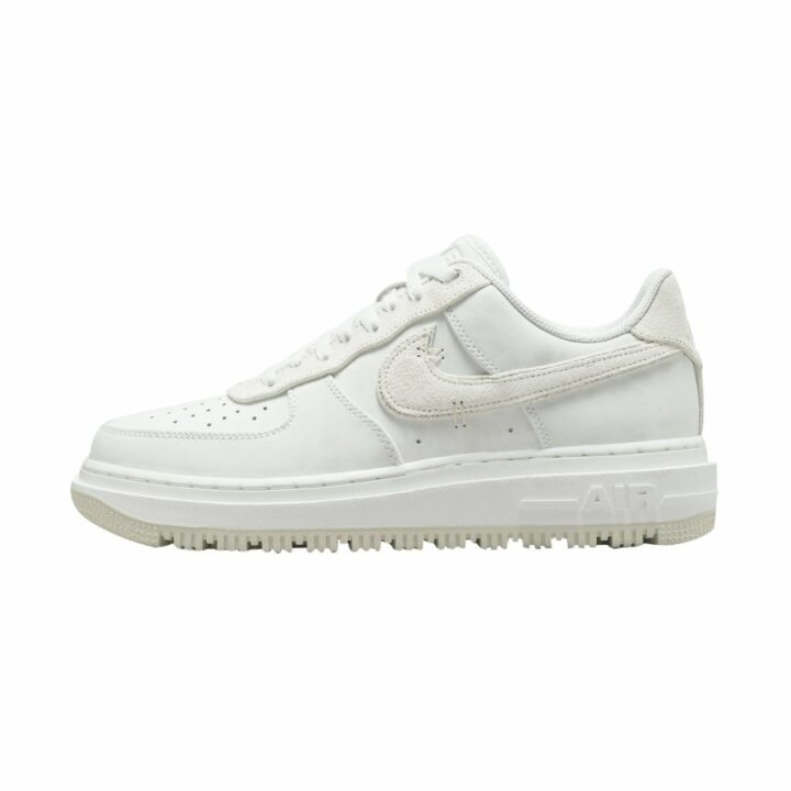 Nike Air Force 1 LUXE fehér férfi utcai cipő