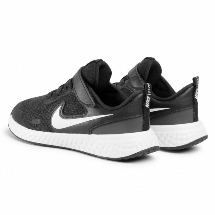 Nike Revolution 5 PSV fekete utcai cipő