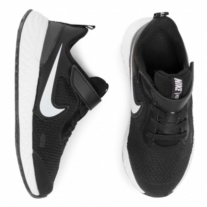 Nike Revolution 5 PSV fekete utcai cipő