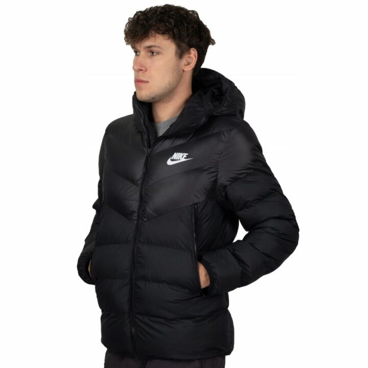 Nike NSW Storm-fit fekete férfi kabát