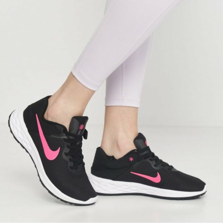 Nike Revolution 6 Flyease NN fekete női utcai cipő