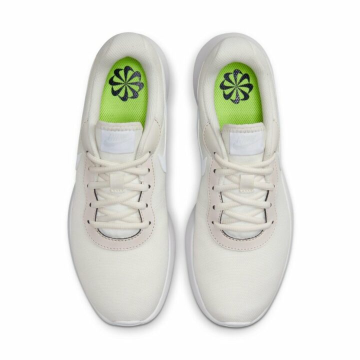 Nike Tanjun bézs női utcai cipő