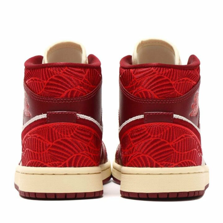 Jordan 1 MID SE Team Red piros utcai cipő