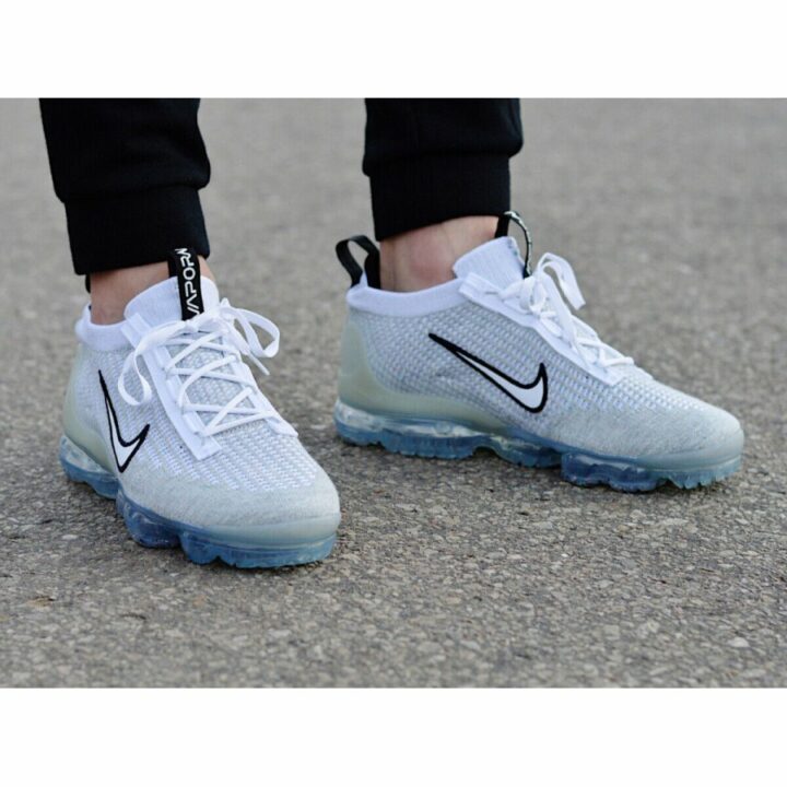Nike Air Vapormax 2021 fehér férfi utcai cipő