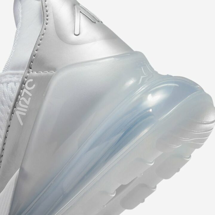 Nike Air Max 270 fehér női utcai cipő
