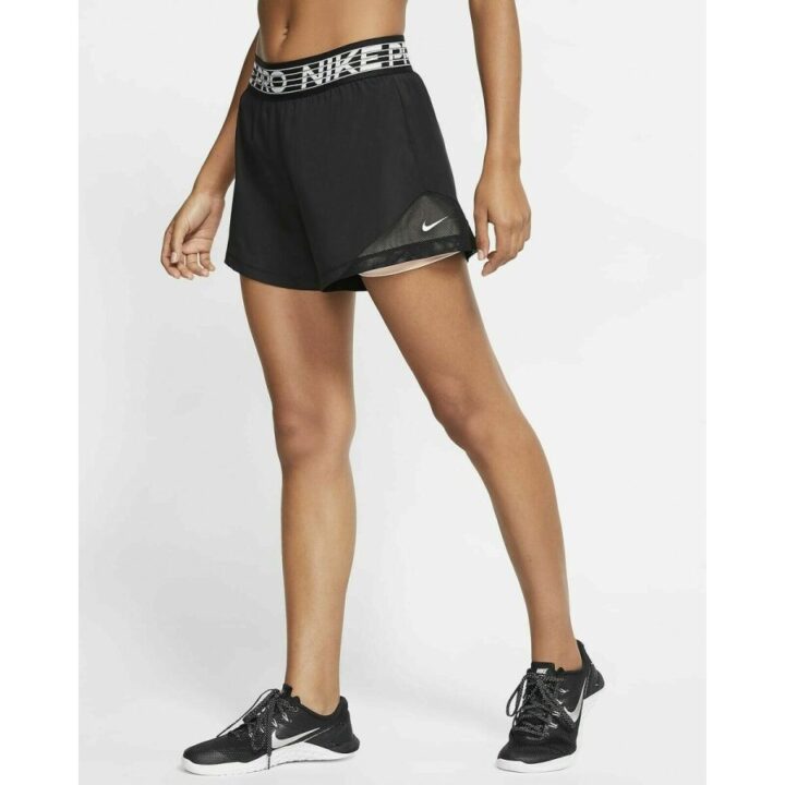 Nike fekete női rövidnadrág
