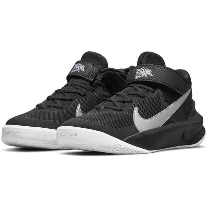 Nike Team Hustle D 10 fekete utcai cipő