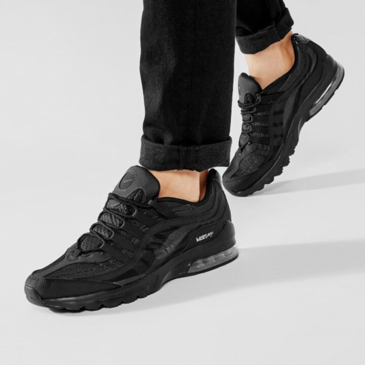 Nike Air Max VG-R fekete férfi utcai cipő