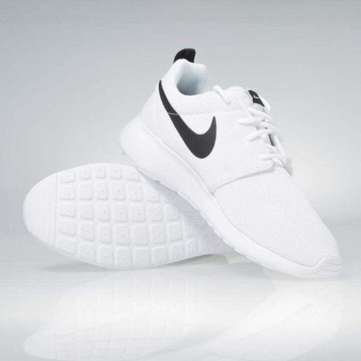 Nike Roshe One fehér női utcai cipő