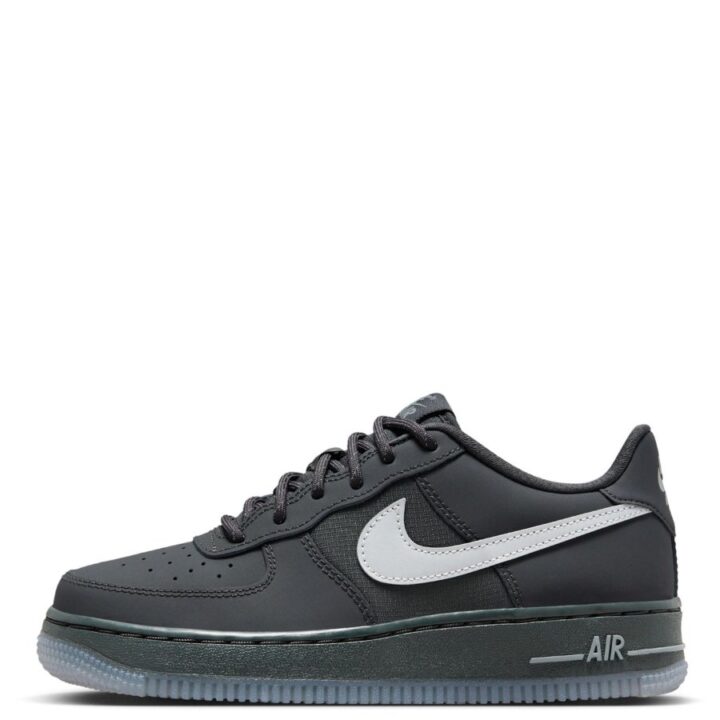Nike Air Foce 1 Low Reflective Swoosh fekete utcai cipő