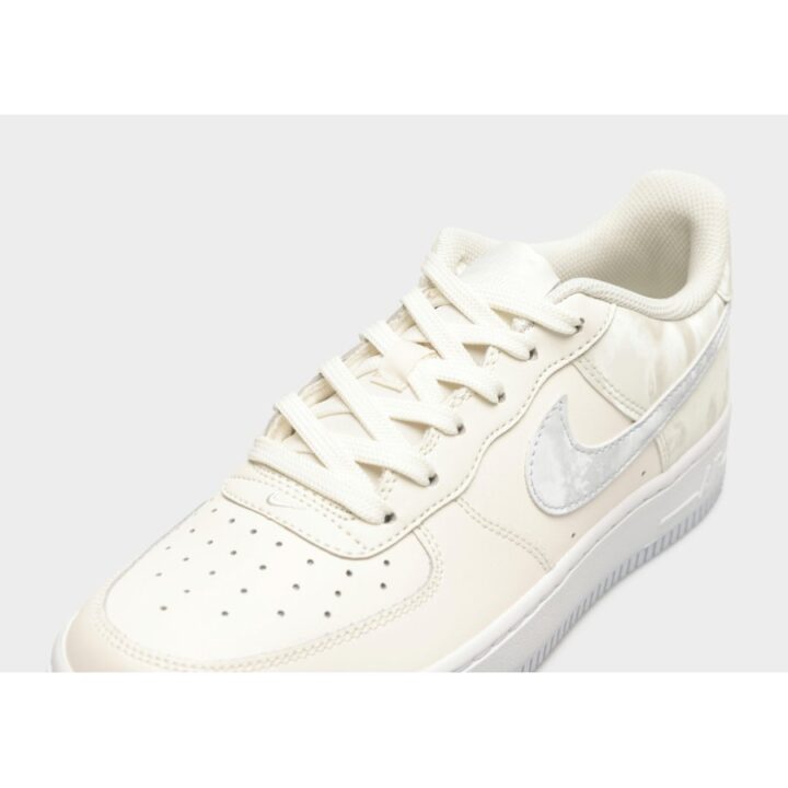 Nike Air Force 1 bézs utcai cipő