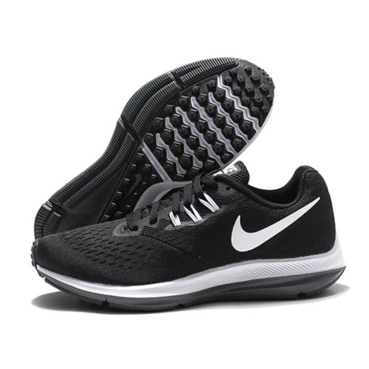 Nike Zoom Winflo 4 fekete futócipő