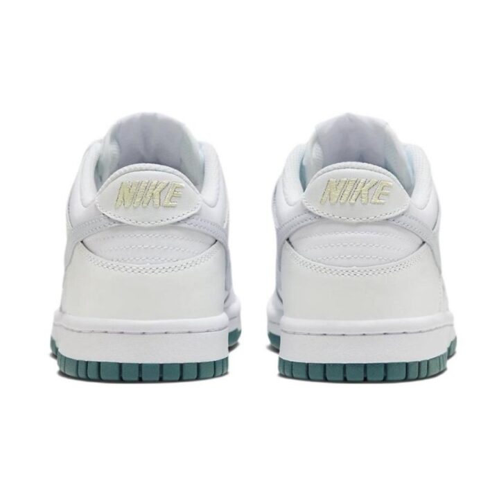 Nike Dunk Low fehér utcai cipő