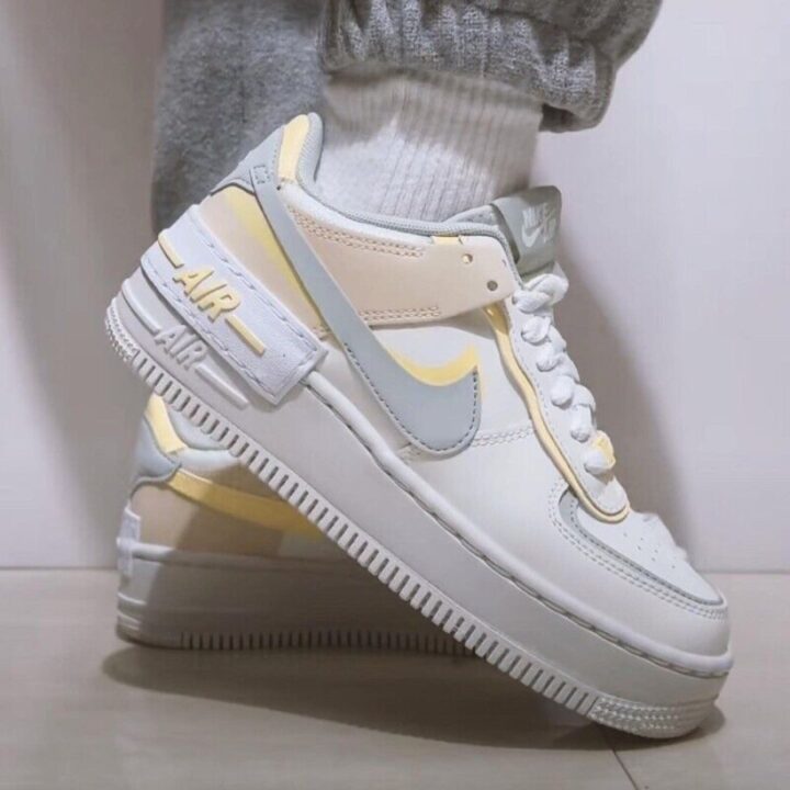 Nike Air Force 1 Low Shadow több színű utcai cipő